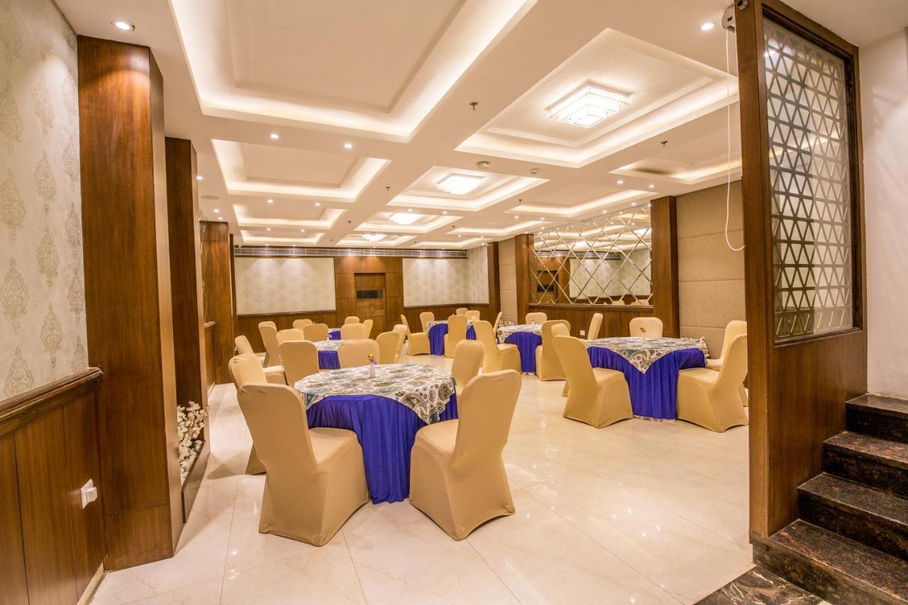 Hotel Sumaditya Jaipur Luaran gambar